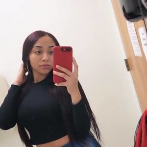 Meet your Posher, Kiara